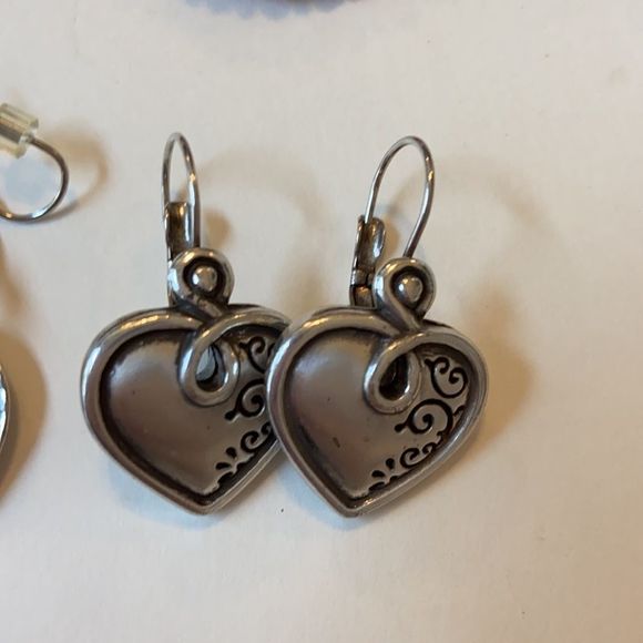 Set of 6 Pairs of Dangle Earrings - Picture 5 of 9